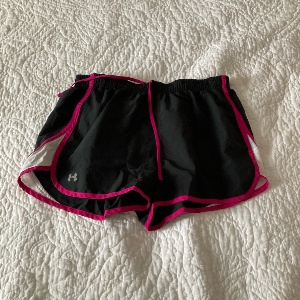 Under Armour Women’s Shorts | Size S